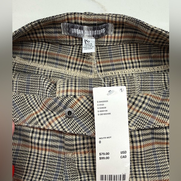 NWT- Urban Outfitters -  Jaelyn Menswear Cargo Pant In Neutral - Picture 4 of 15